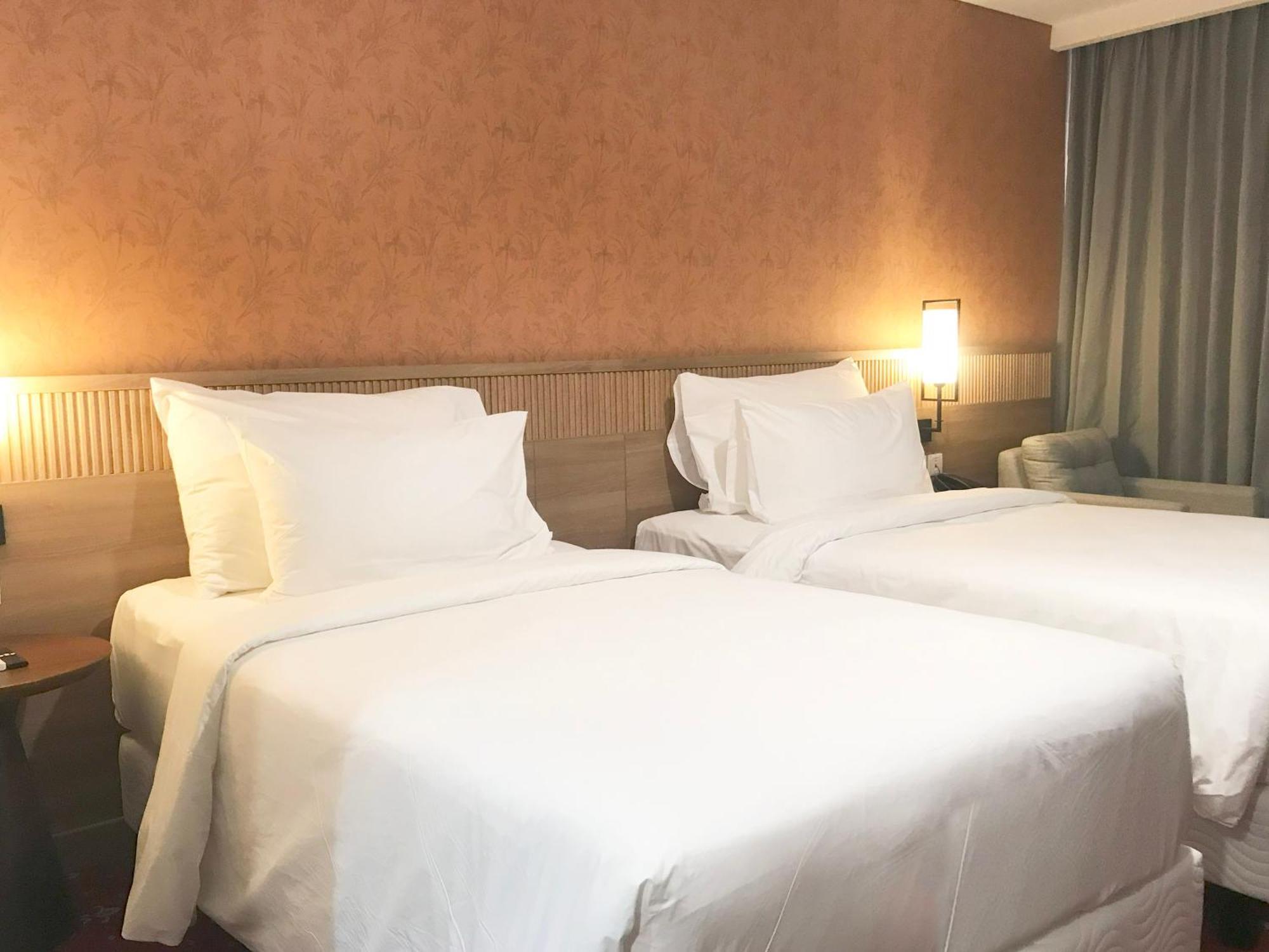 Labersa Hotel & Convention Center Samosir Sinapuran المظهر الخارجي الصورة